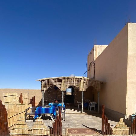 Tifinagh Guest House 梅尔祖卡 外观 照片