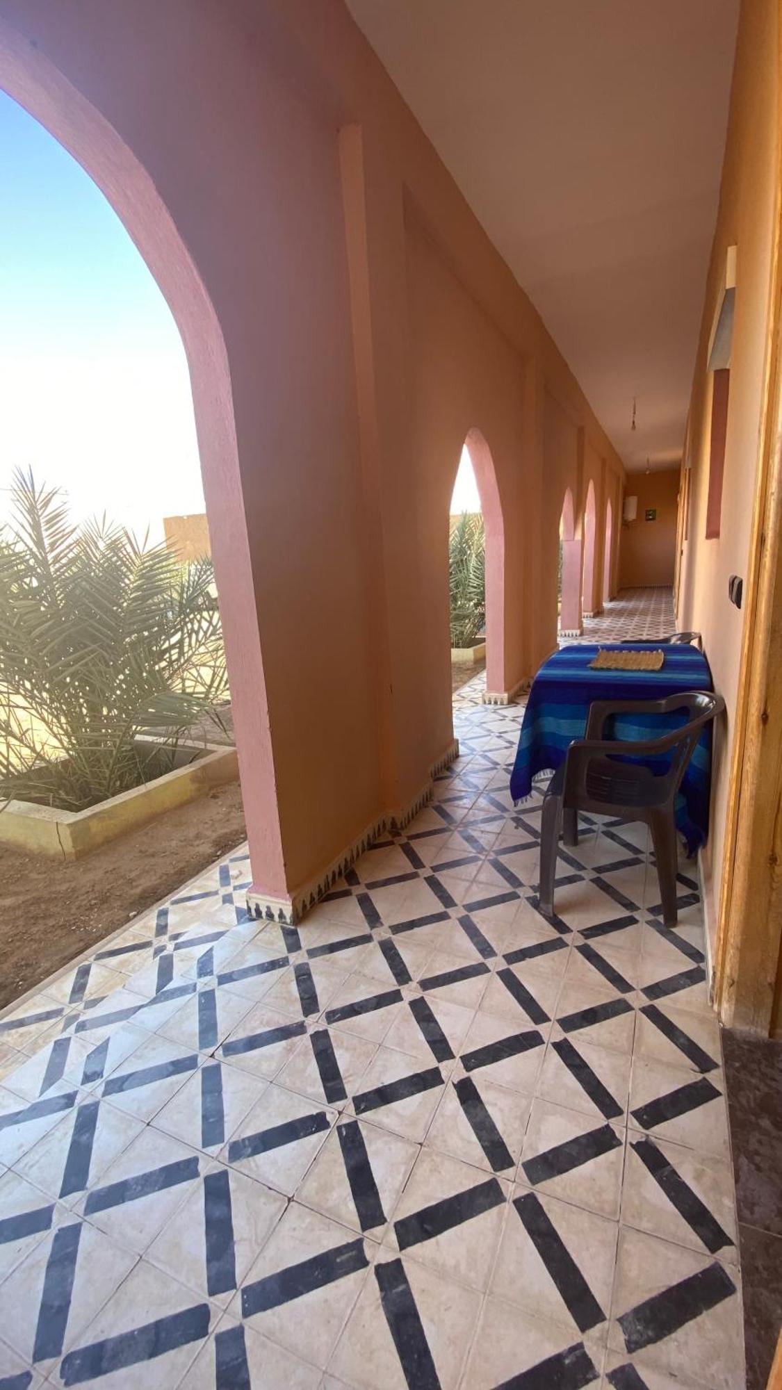 Tifinagh Guest House 梅尔祖卡 外观 照片