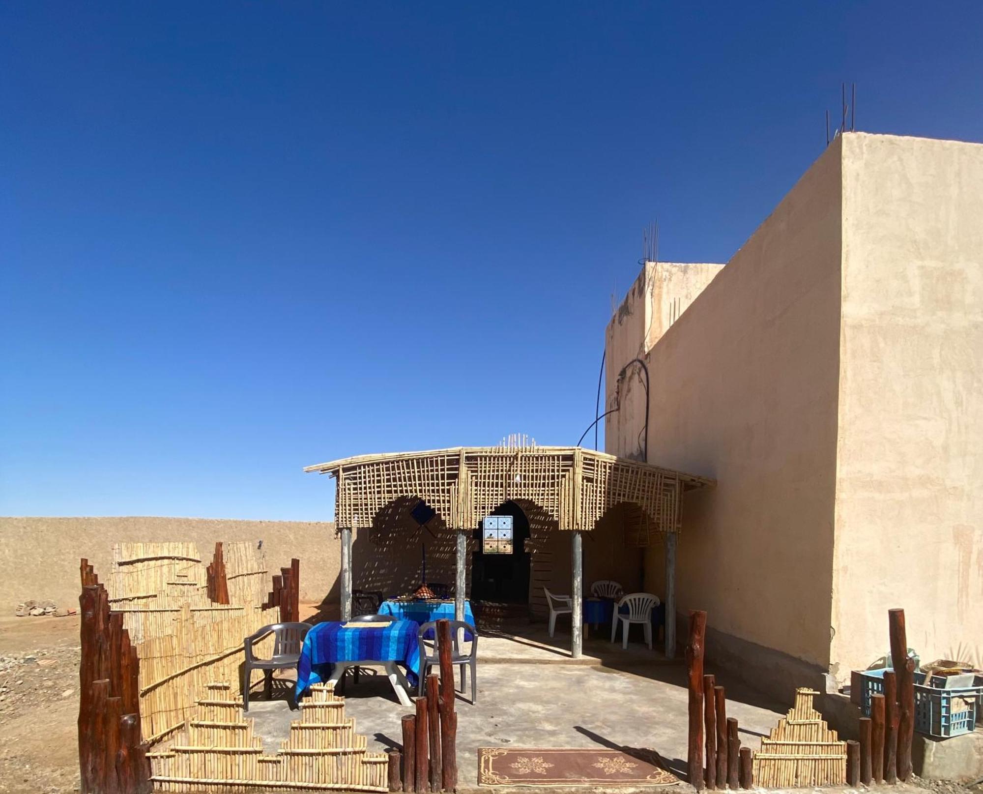 Tifinagh Guest House 梅尔祖卡 外观 照片